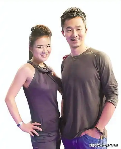 曝主持人程雷因肝病去世,年仅51岁,本尊晒合影回应,近况被曝