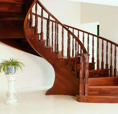 室内木制木楼梯图片