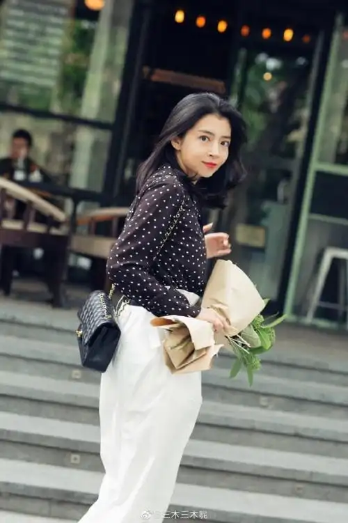 160cm左右小个子女生夏季如何穿搭,衬衫搭高腰短裤,显高又显瘦