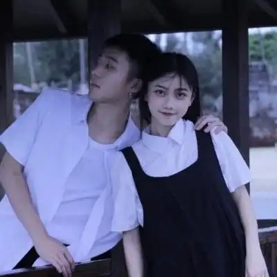 高清情侣男女头像一左一右图片