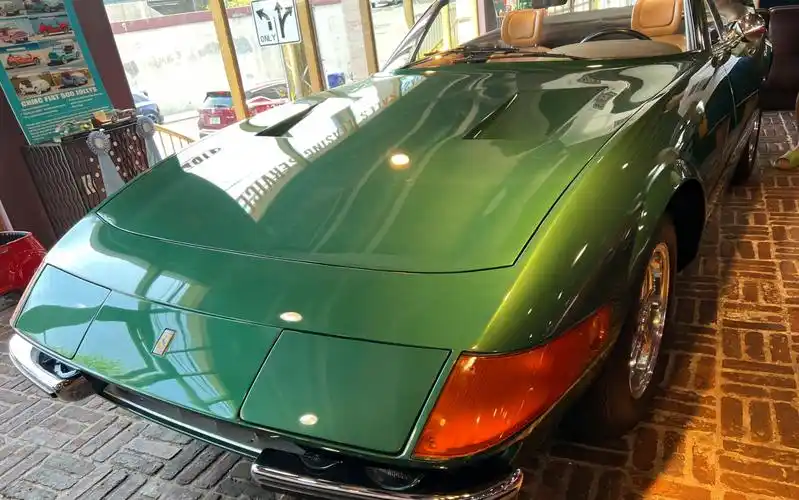 全世唯一一辆绿色法拉利daytona