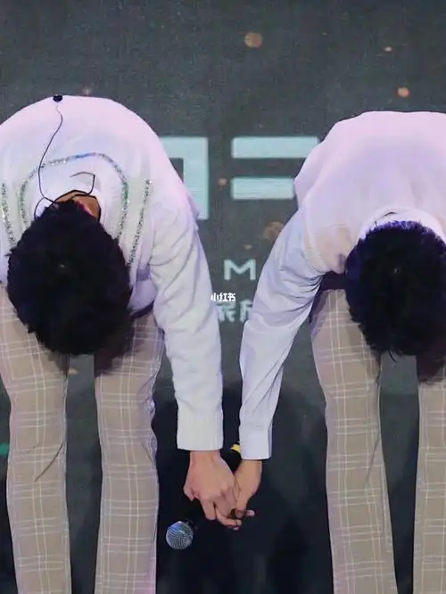 这张牵手我真的会哭