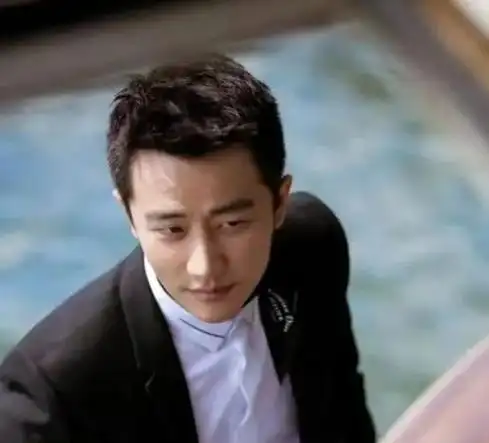 回顾黄轩父亲黄雁平为公益事业献生命儿子用15封家书替我尽孝