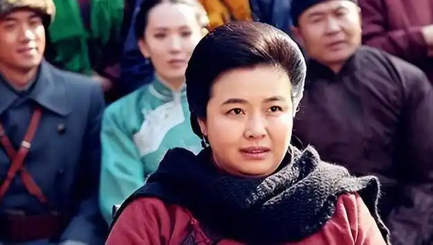 丁嘉丽丁嘉丽作为一位多次获奖,多次出演的实力派演员,一直以来凭借