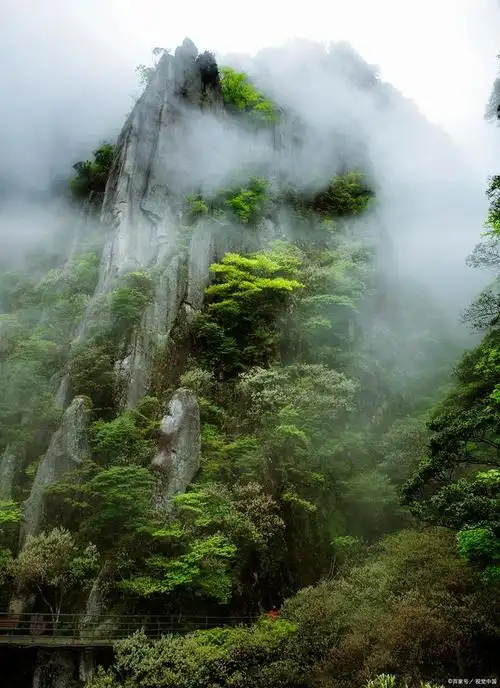 宜春明月山旅游区,仙境般的山水画卷
