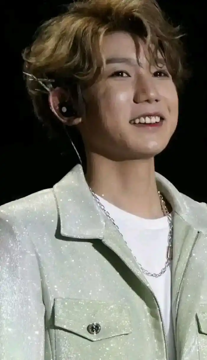 tfboys10周年演唱会王源生图曝光 #王源# #娱乐最前沿