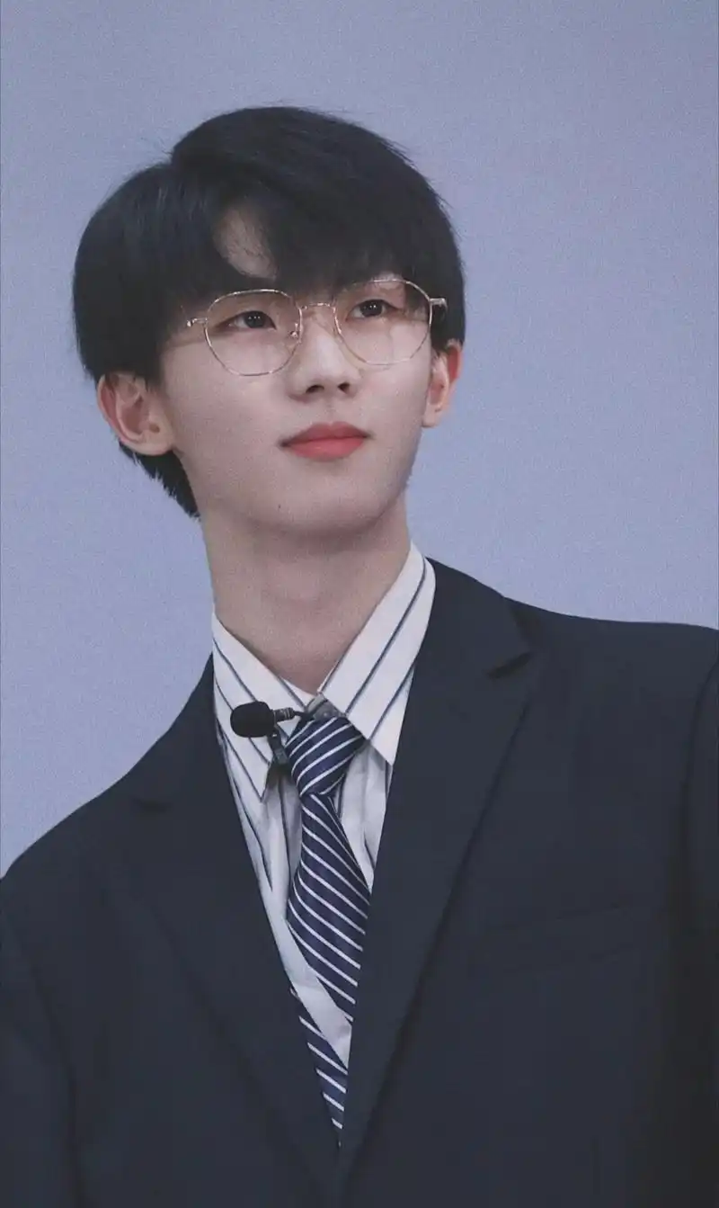 马嘉祺绝美图来啦