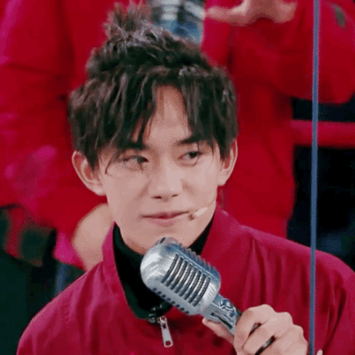 tfboys分享190619易烊千玺超治愈梨涡合集如温暖一点一滴沁入你的心房