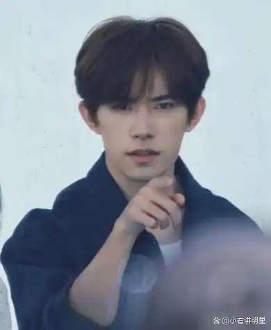 给我站住!易烊千玺