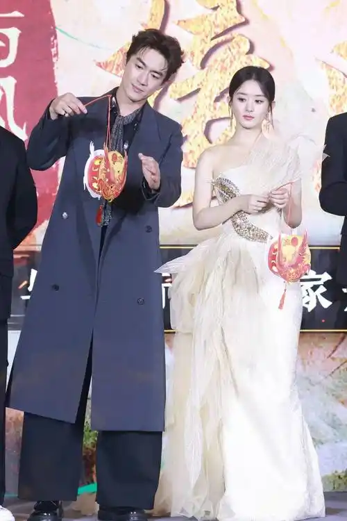 赵丽颖夸林更新风趣幽默回应与凤行配音