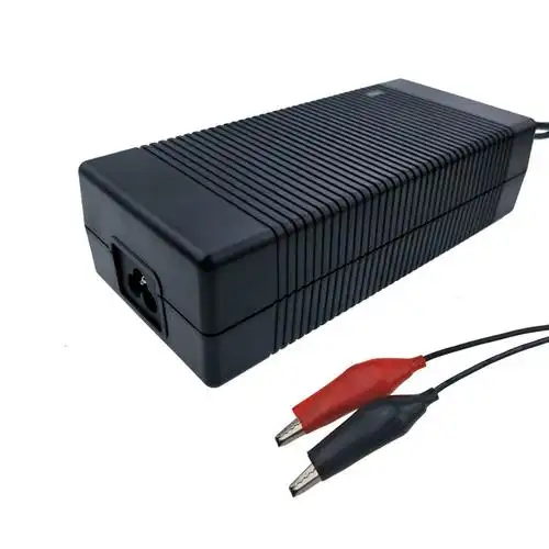 智能机器人充电器33.6v5a桌面式8串锂电池充电器中国ccc日本pse认证