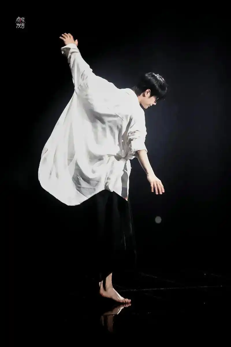 王一博跳舞 #王一博新歌像阳光那样 # - 抖音