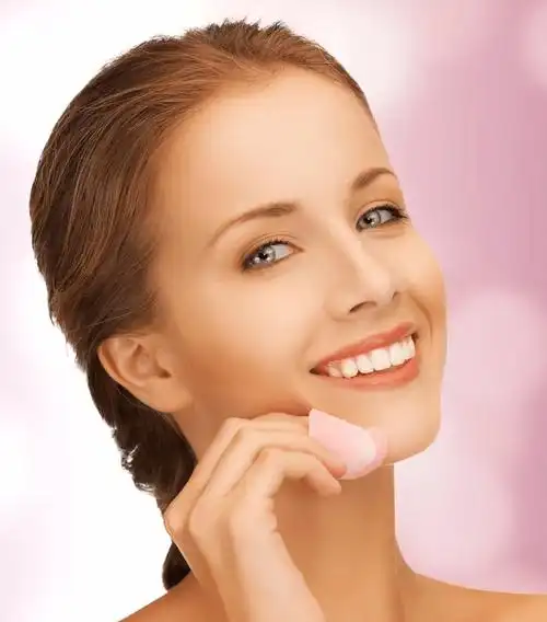 毛孔粗大怎么办紧致皮肤更显光滑