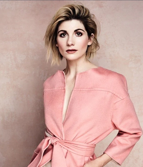 茱蒂·惠特克(5)茱蒂·惠特克(jodie whittaker,1982年6月17日),出生