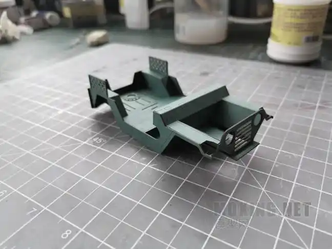 全纸制125m151a2陶氏导弹发射车