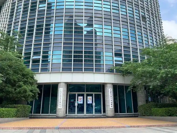 昌平路康定路街景