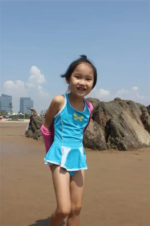 【童话青岛】 黄海边的戏水小孩 - 宝宝地带