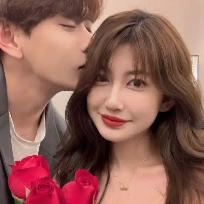 qq情侣头像潮流个性头像浪漫甜蜜的情侣真人高清图片