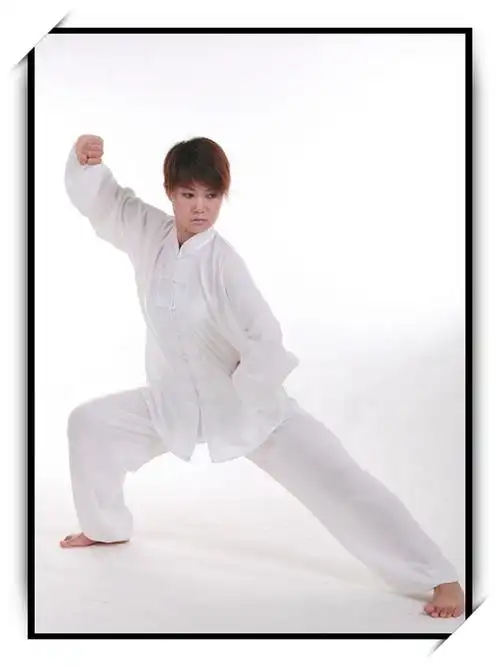 马畅接受《新华航报》记者采访 _太极新秀_太极人物_中国太极拳网