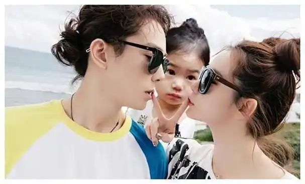 李承铉说lucky像猫咪