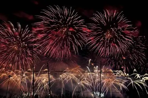 2021新年烟花秀 璀璨绽放滴水湖