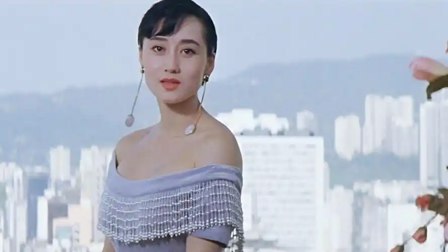 经典粤语歌《换到千般恨》,混剪利智颜值巅峰时期,人美歌也美!