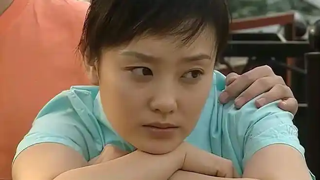 渴望:四叔天天欺负小莲,还追到家里欺负,老公看见乱刀送他归西-影视综