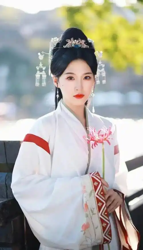 盘点国内女明星的古装白衣造型—一袭白裙 清丽脱俗 倾国倾城_整理_篇