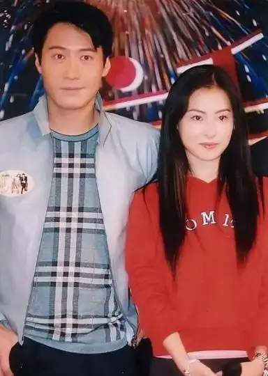 离婚11年后,再看黎明和乐基儿二人的境况,夫妻差距太明显