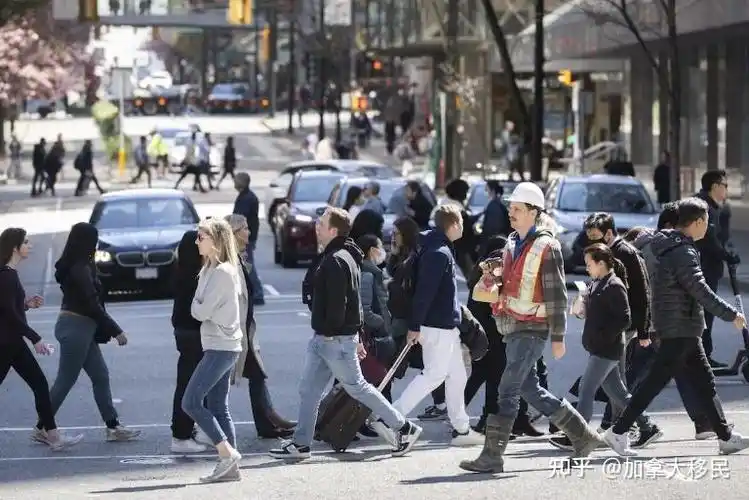 特鲁多政府的加拿大物价房价飙升一年来了47万移民再创新高但华人十年