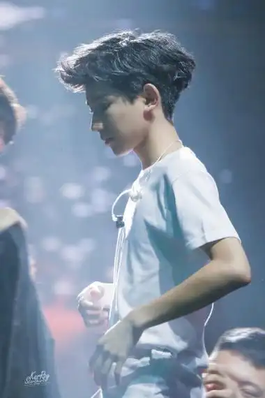 tfboys四周年 - 高清图片,堆糖,美图壁纸兴趣社区