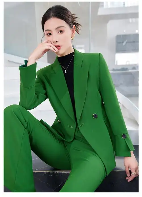 绿色长袖小西装外套女2023年秋冬新款高级感炸街今年流行西服套裤