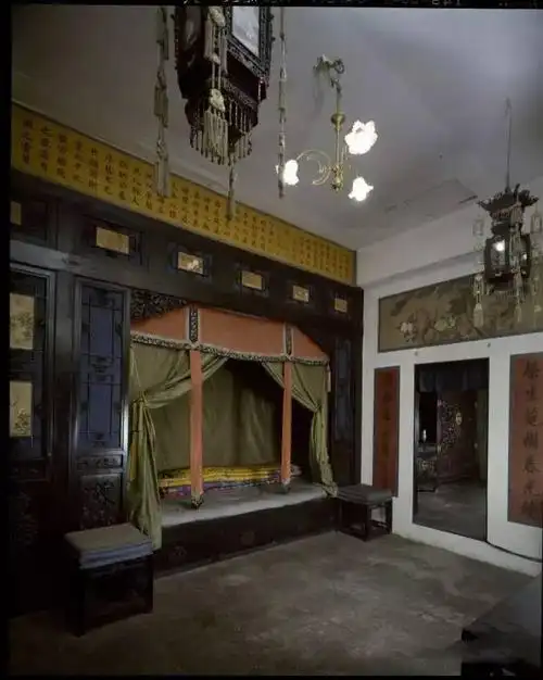 组图告诉你,皇帝卧室长啥样