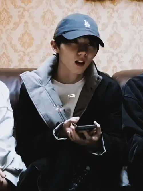 马嘉祺鸭舌帽到底是什么神奇开关