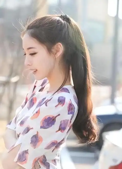 女人不管多大了,扎马尾时别犯这几个"错误"!不然显老还土气