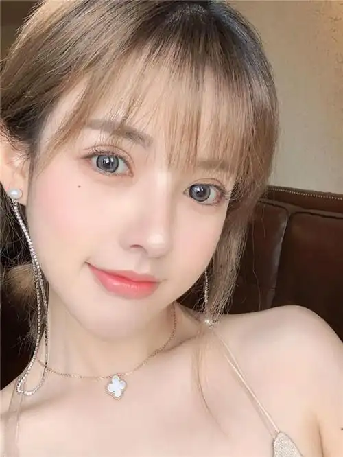 女生想要让自己看起来精致又有气质的话,那一定少不了白皙细嫩的皮肤.