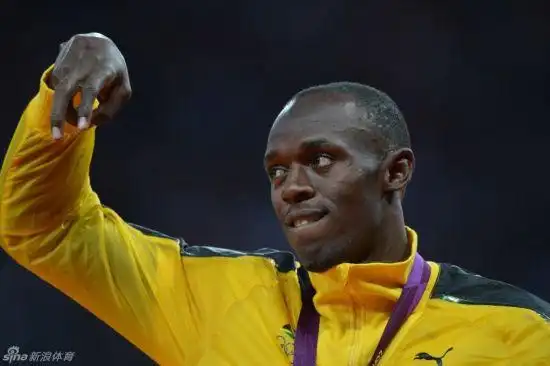 图文-男子100米决赛博尔特卫冕 标志性动作