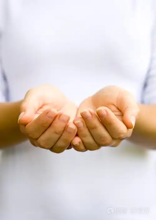 张开双手照片-正版商用图片01t8or-摄图新视界