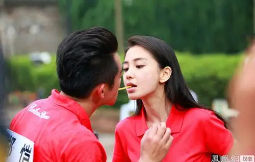 邓超向孙俪起誓绝不碰古力娜扎的嘴