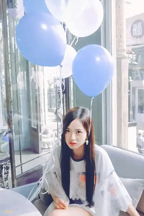 金智秀可爱蜜罐