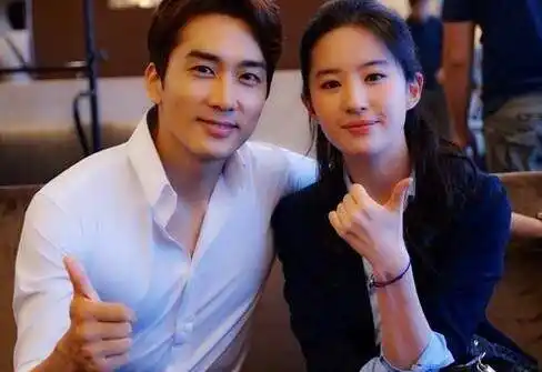 好着呢!宋承宪一句话力证与刘亦菲未分手