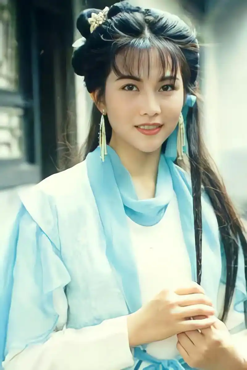 蔡少芬#古装美女#旧照片旧时光 #年轻时的盛世美颜 #迷人 - 抖音