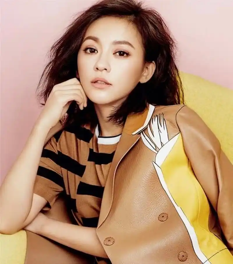 陈意涵(ivychen),1982年11月12日出生于台湾省新北市,华语影视女演员.