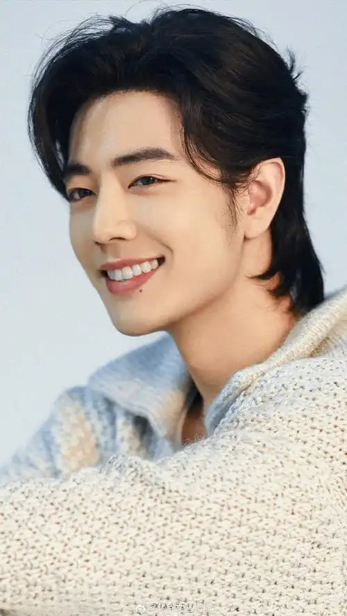 肖战露齿笑容##肖战白衣露齿笑##春日捕娱季