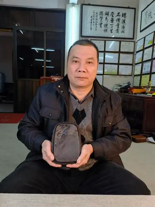 端州蔡三洪大师麻子坑天青冻瑞气迎福来砚17.5-12-2.3cm