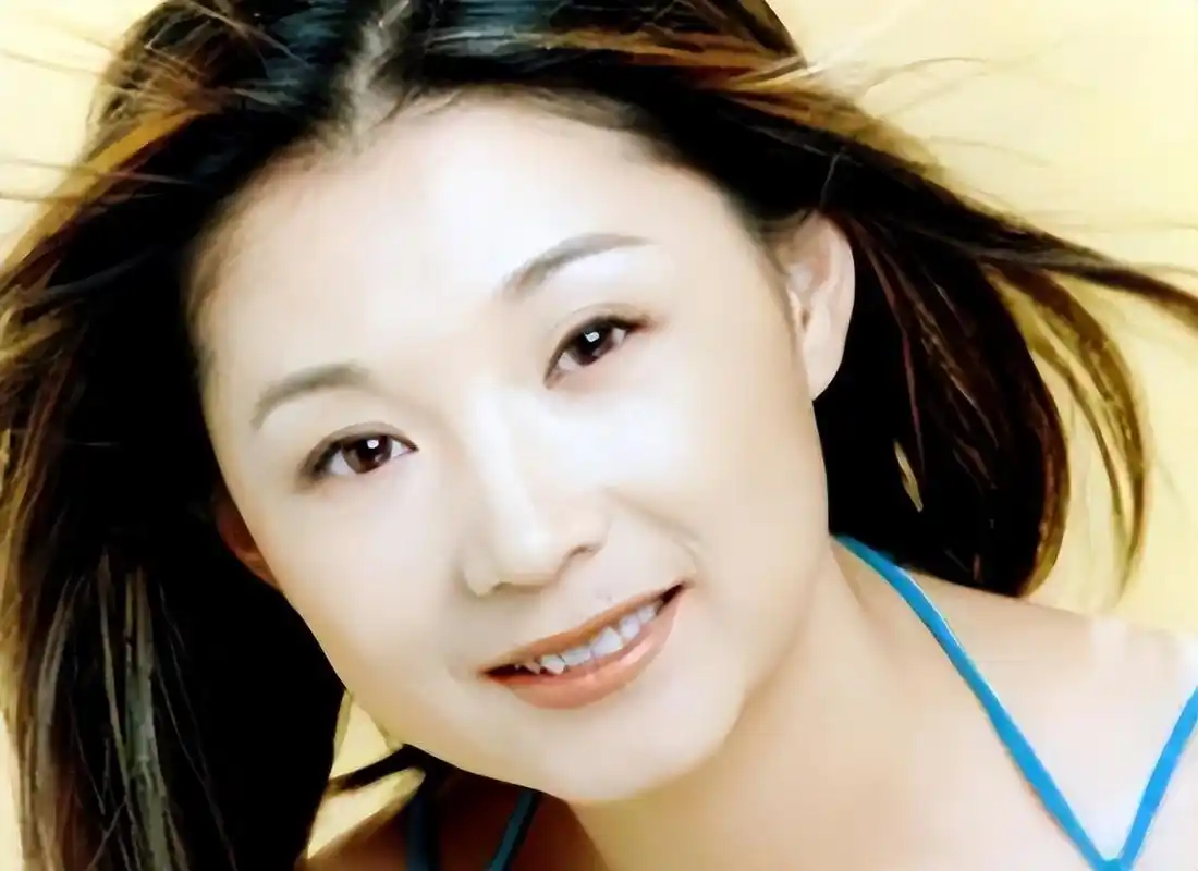 央视主持钱琳琳:二婚带儿子嫁小6岁张译,婚后却选择了丁克!