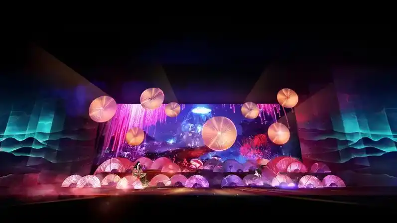 继而呈现出裸眼3d的视觉感受,这一应用不仅是舞美设计的进步,也让舞台