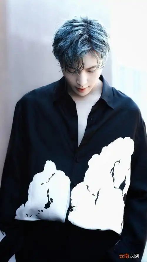 张艺兴壁纸,三十六张张艺兴小绵羊帅气手机壁纸无水印