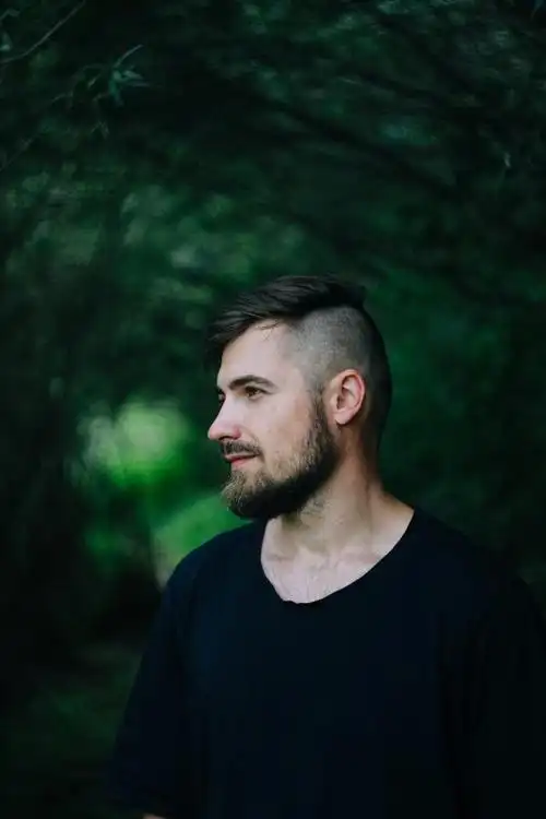 黑色,络腮,胡大叔,大叔,帅哥,图片,标签:络腮胡子大叔帅哥特别擅鼢