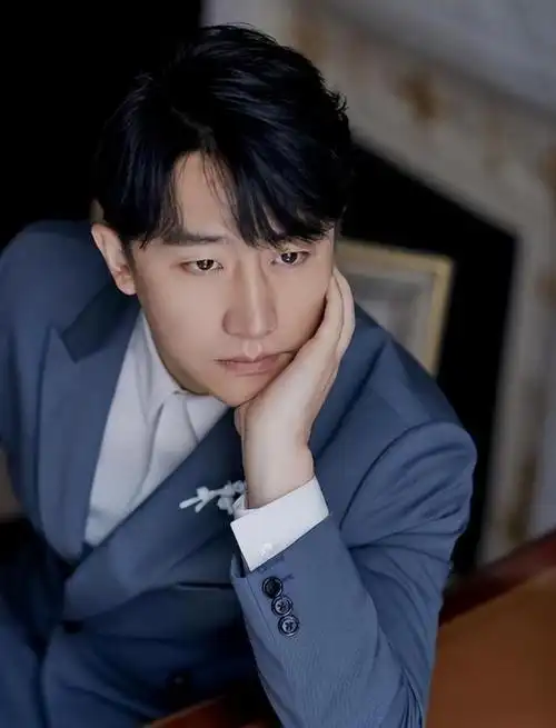 帅气,有钱还人品好,这样的人谁不喜欢,本期为大家盘点下国内娱乐圈